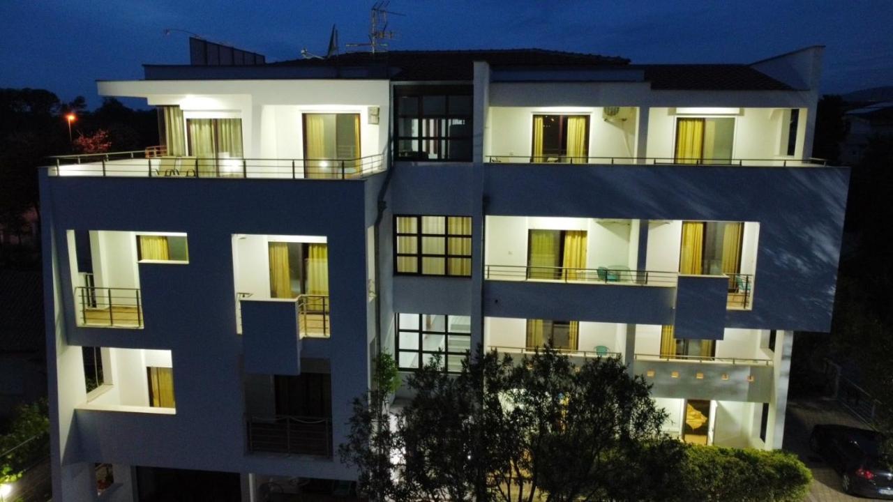 Buzuku House Hotel Ulcinj Buitenkant foto