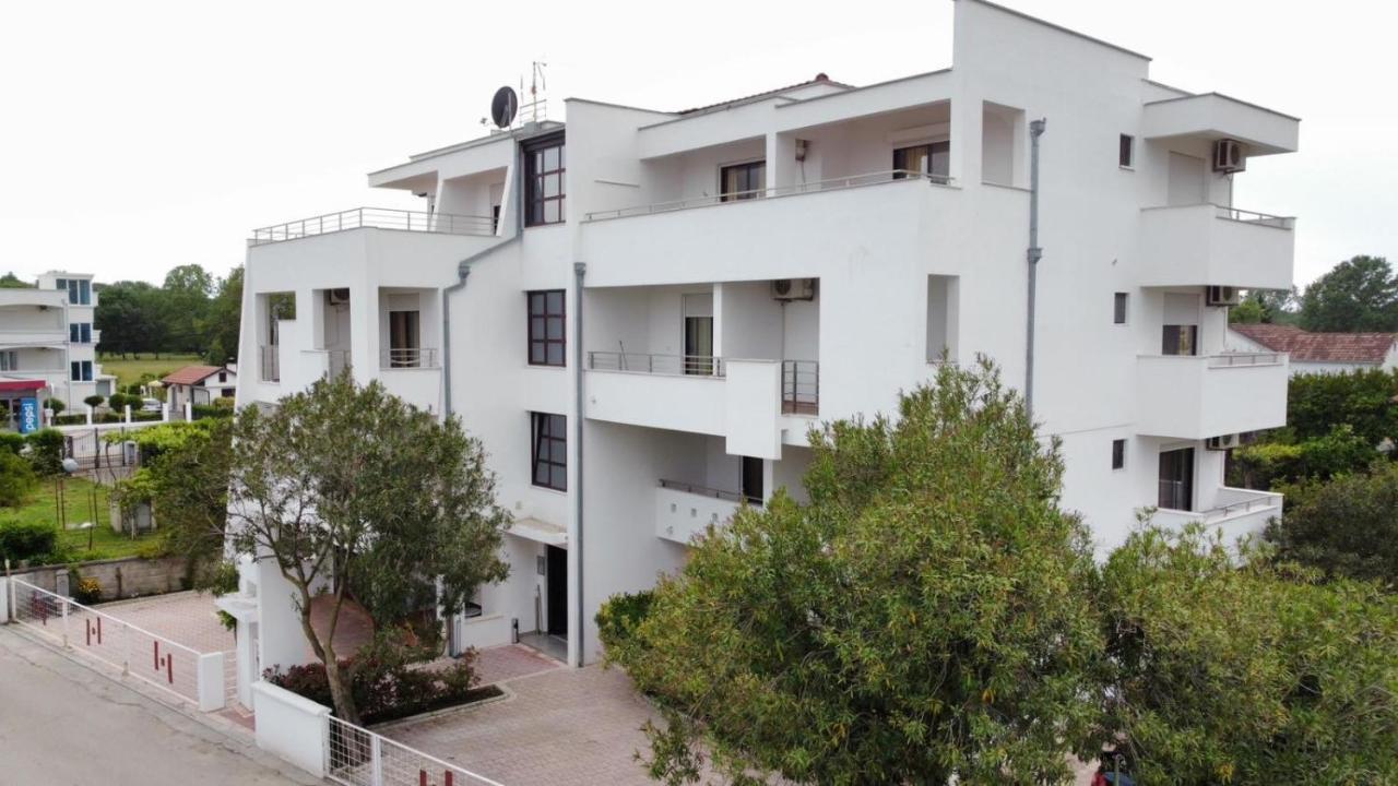 Buzuku House Hotel Ulcinj Buitenkant foto